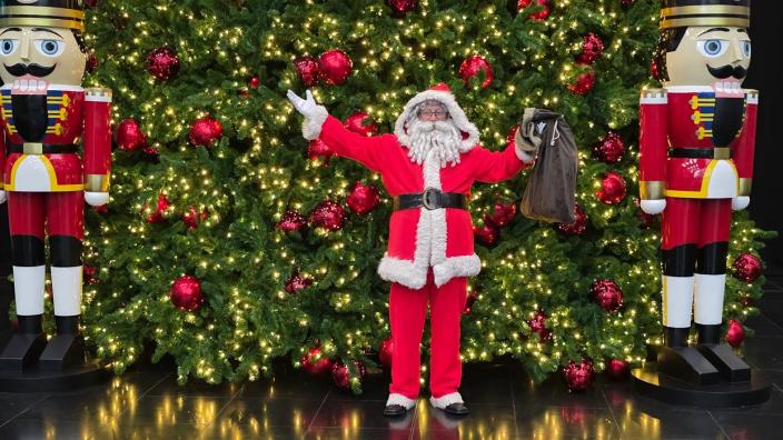 Spot Santa at Birmingham Museum & Art Gallery at Birmingham Museum and Art Gallery