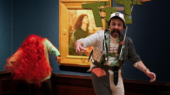 Murder Mystery Museum Gallery Tour with Tat Vision at Birmingham Museum and Art Gallery
