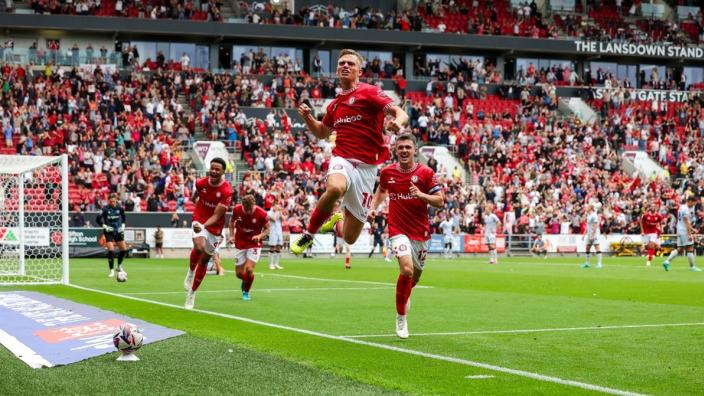 Bristol City vs Norwich City at Ashton Gate Stadium at Ashton Road