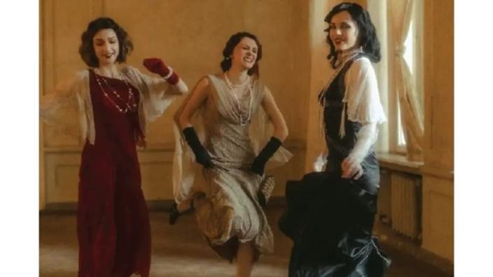 Crewe's Christmas|: Living History Festival & Immersive Ballet West Horsley Place