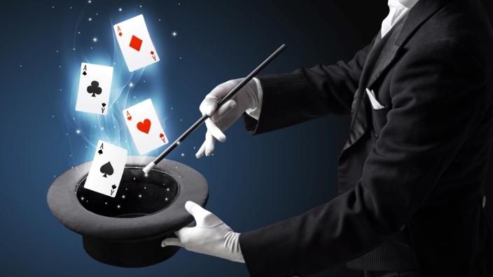 Beginners' Magic Workshop: Become a magician in a day 6-9yrs | Yvonne Arnaud Theatre