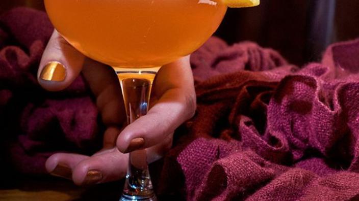 Shaken & Stirred Cocktail Class: Globetrotter