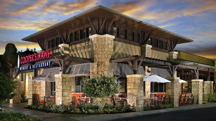 Cooper hawks cheap restaurant and winery