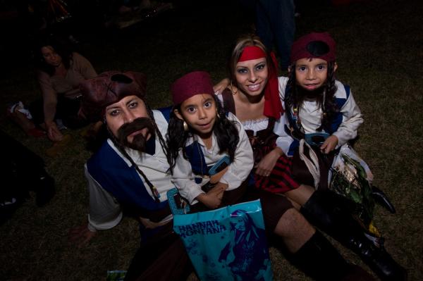 discovery green scream halloween