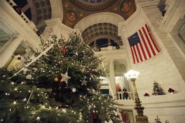 Holiday Tree Lightings Around Providence, RI | Christmas Events