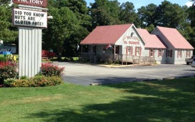 Whitleys Peanut Factory Gloucester Point