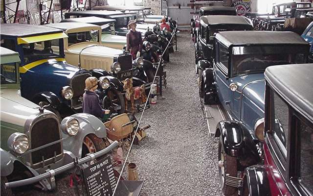 Roaring Twenties Antique Car Museum