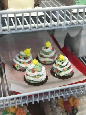 Johnsons Ice Cream Christmas Tree