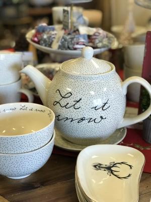 Let it Snow Teapot