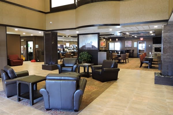 Holiday Inn Express Suites