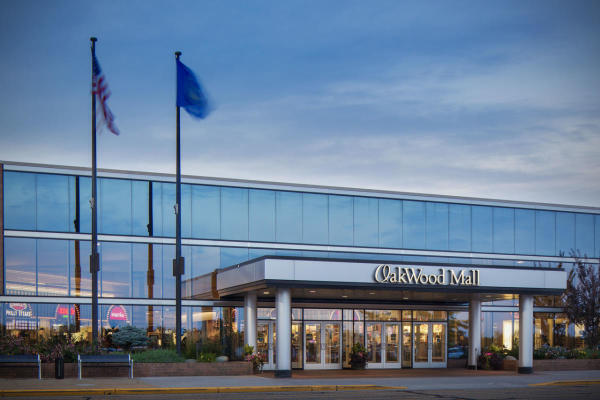 Front Door of Oakwood Mall