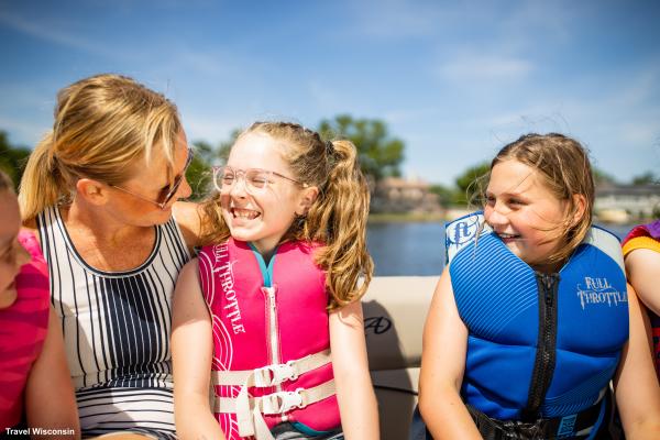 Boating on Lake Winnebago