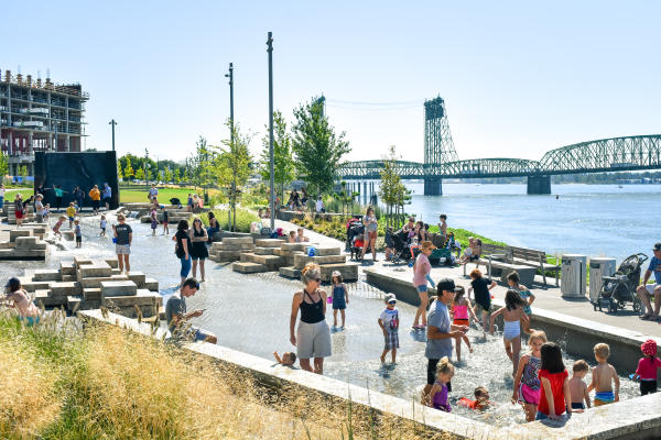 Vancouver USA Waterfront Water Feature