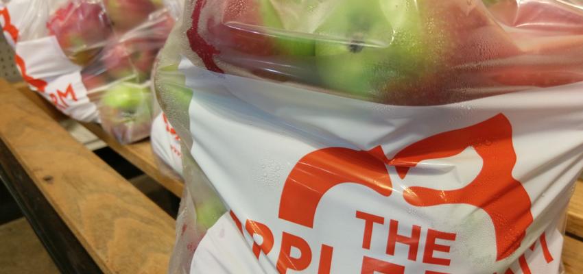 the-apple-farm-victor-interior-bag-of-apples