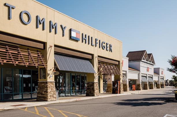 Tommy hilfiger tanger mall on sale