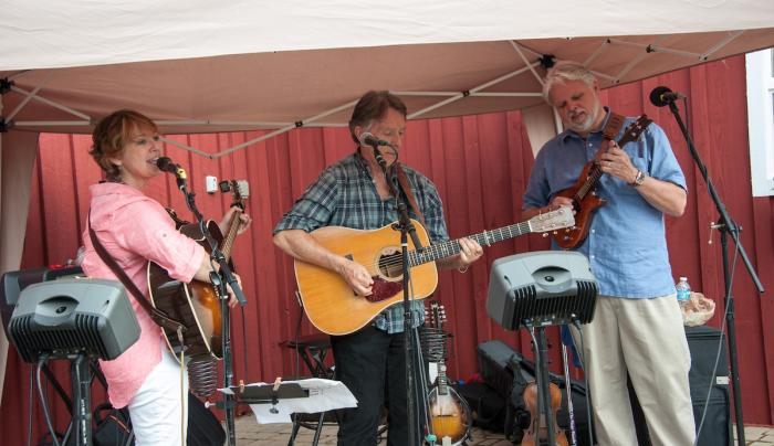 Live music Live music
