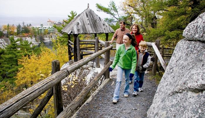 FamilyHikingFall.jpg FamilyHikingFall.jpg