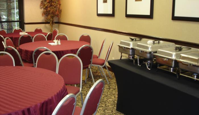 185_653_Holiday Inn Stony Brook.JPG 185_653_Holiday Inn Stony Brook.JPG