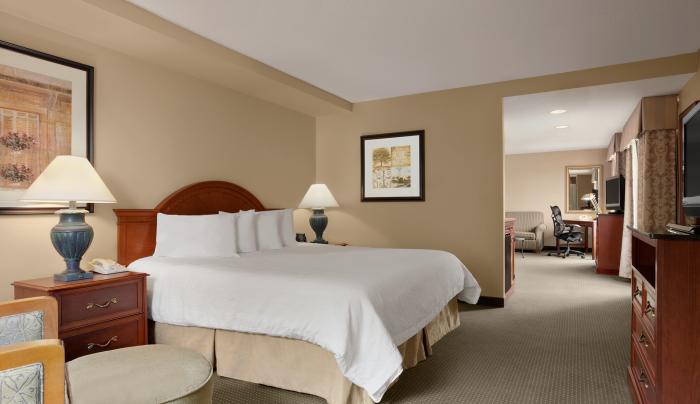 Overnight Room - King Junior Suite Overnight Room - King Junior Suite