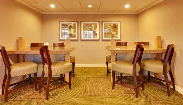 Breakfast Area Breakfast Area