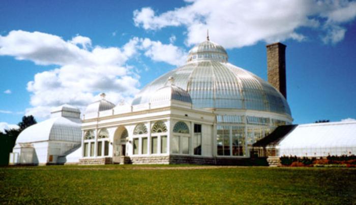 Buffalo & Erie County Botanical Gardens (South Park Conservatory) Buffalo & Erie County Botanical Gardens (South Park Conservatory)