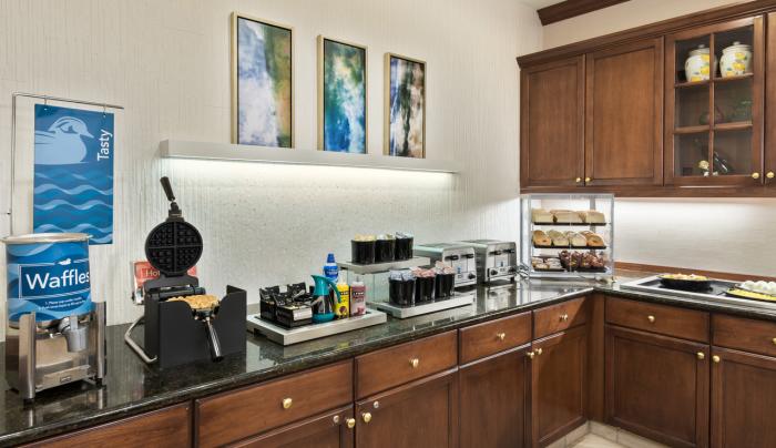 Breakfast Area Breakfast Area