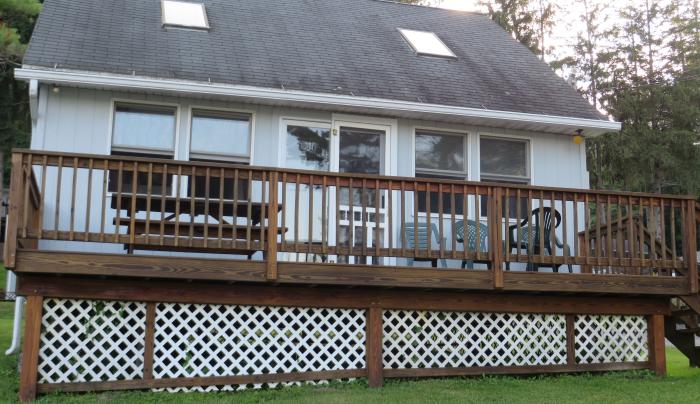 A Cottage deck A Cottage deck