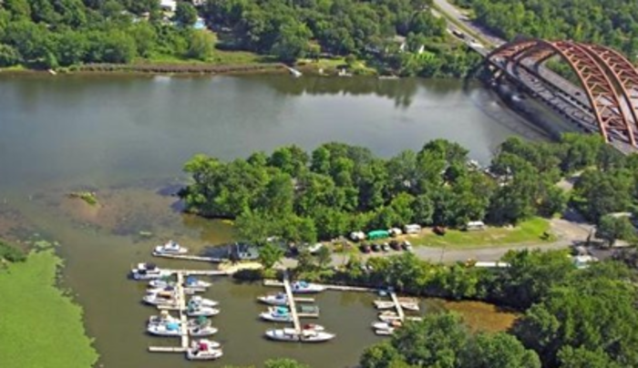 Diamond Reef Yacht Club Clifton Park Ny 12065