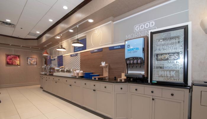 Newly renovated breakfast bar. FREE breakfast, 100% smoke free hotel Newly renovated breakfast bar. FREE breakfast, 100% smoke free hotel