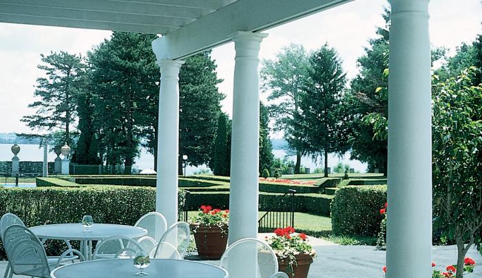 Geneva-on-the-Lake-Geneva-lake-view-pavillion-terrace Geneva-on-the-Lake-Geneva-lake-view-pavillion-terrace