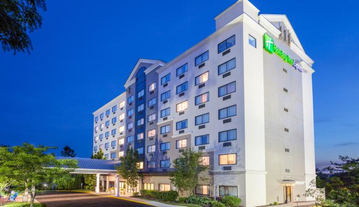 Holiday Inn Express Exterior Holiday Inn Express Exterior
