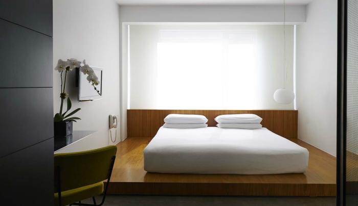 Guest Room Guest Room
