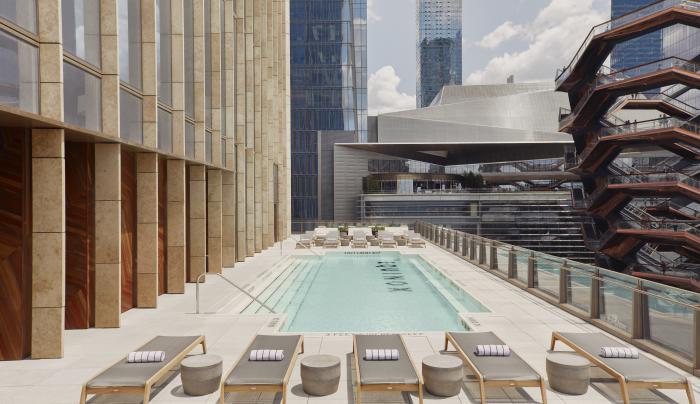 Equinox Club Terrace Equinox Club Terrace