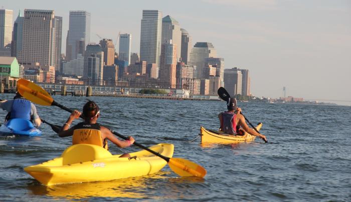 Manhattan Skyline Kayak Tour Manhattan Skyline Kayak Tour