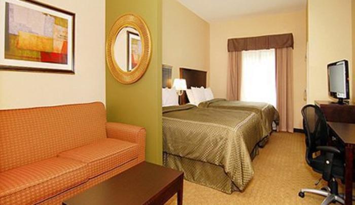 Comfort Suites Vestal Ny 13850