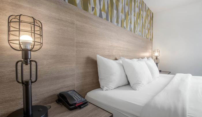 Look Hotel King Room 5 Look Hotel King Room 5