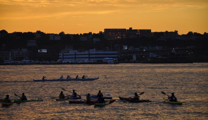 NY After Dark Kayak Tour NY After Dark Kayak Tour