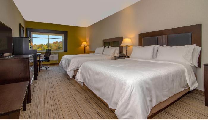 Newly renovated sleeping rooms includes FREE hot deluxe breakfast and FREE wifi Newly renovated sleeping rooms includes FREE hot deluxe breakfast and FREE wifi