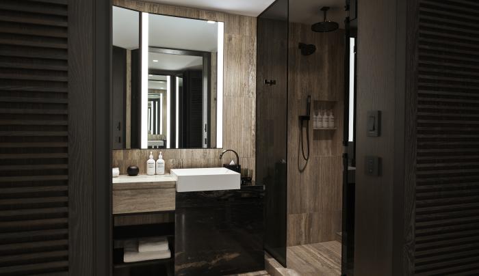 Deluxe King City Bathroom Deluxe King City Bathroom