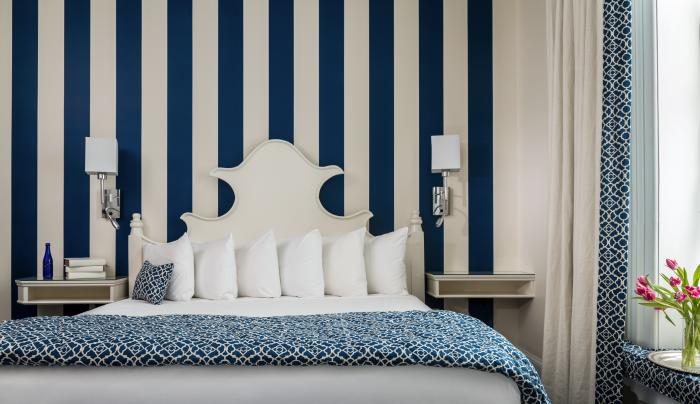Saratoga Arms blue striped room Saratoga Arms blue striped room