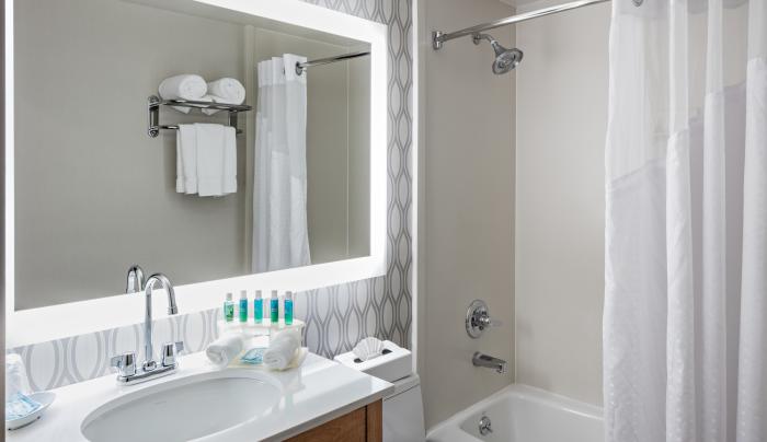 Standard Bathroom Standard Bathroom