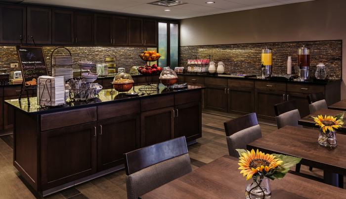 Breakfast Area Breakfast Area