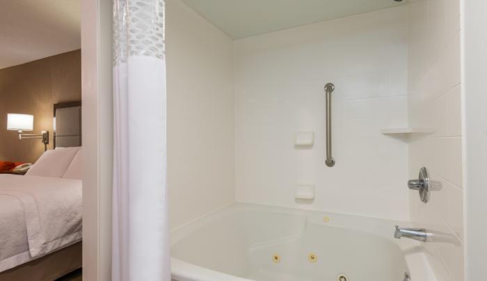 In-Room Whirlpool In-Room Whirlpool