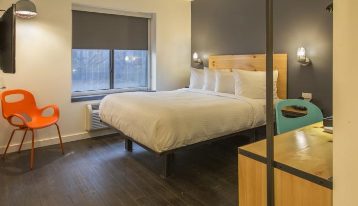 Queen Accommodations Queen Accommodations
