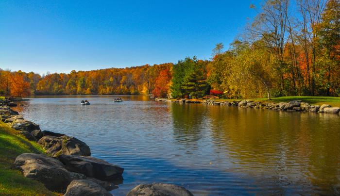 Our Lake with Beautiful Fall Colors Our Lake with Beautiful Fall Colors
