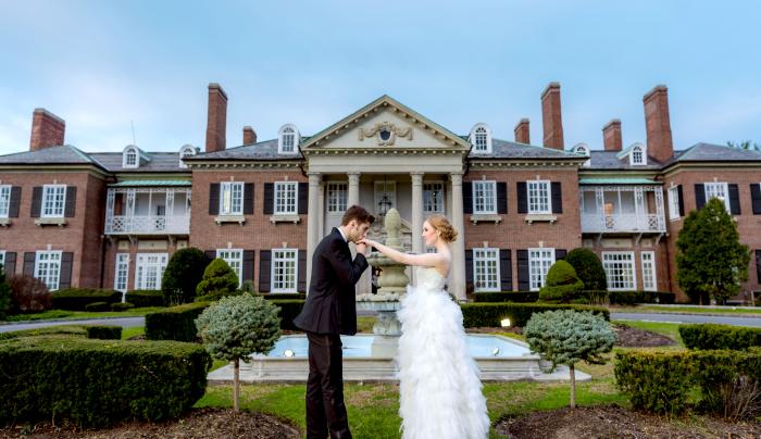Wedding at The Mansion's front Wedding at The Mansion's front