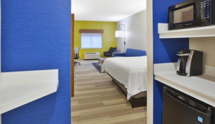 Holiday Inn Express & Suites Rochester-Victor Holiday Inn Express & Suites Rochester-Victor