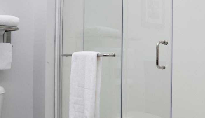 Shower With Modern Glass Doors Shower With Modern Glass Doors
