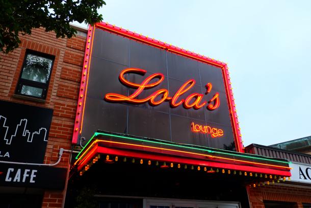 Lola's Lounge