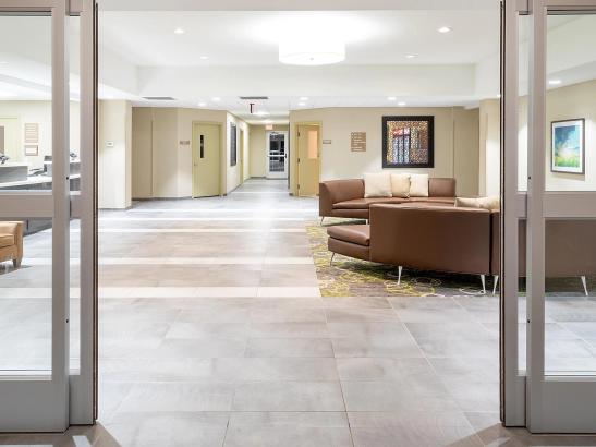 Entrance/Lobby